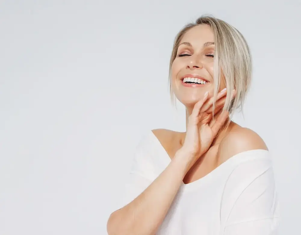 Augenoberlider nach einer Lidstraffung in der Dermatologie Friedensengel